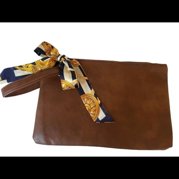 LEATHER OVERSIZED CLUTCH IN BROWN - Picture 1 of 4